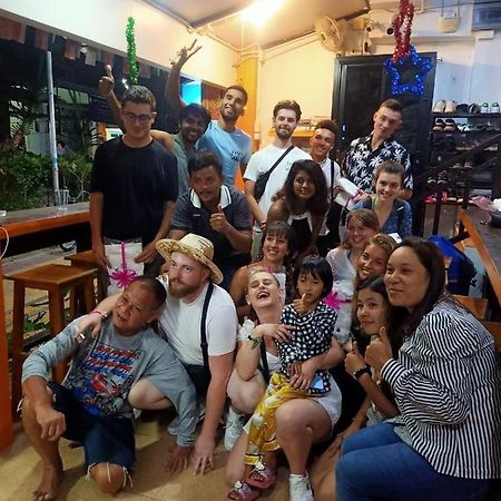 Voyagers Hostel Koh Phi Phi Ngoại thất bức ảnh