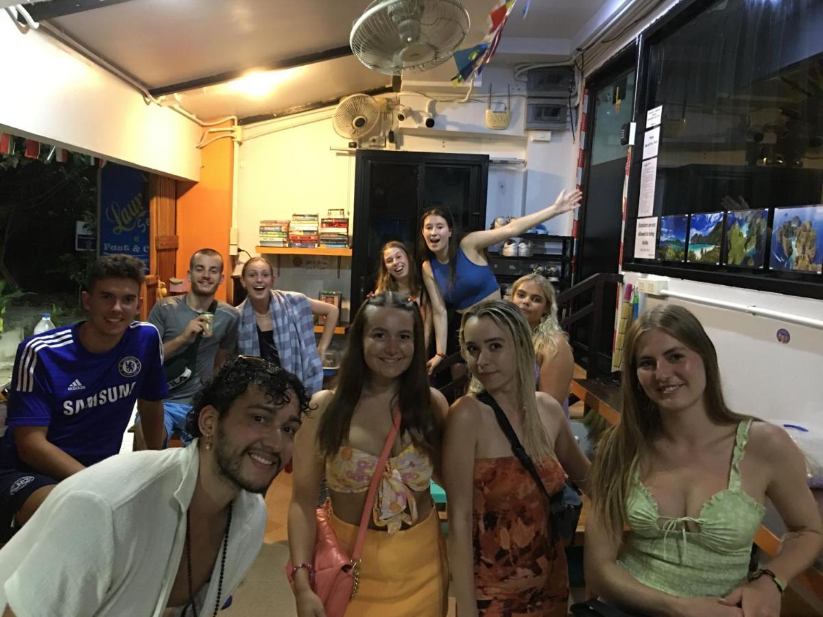 Voyagers Hostel Koh Phi Phi Ngoại thất bức ảnh