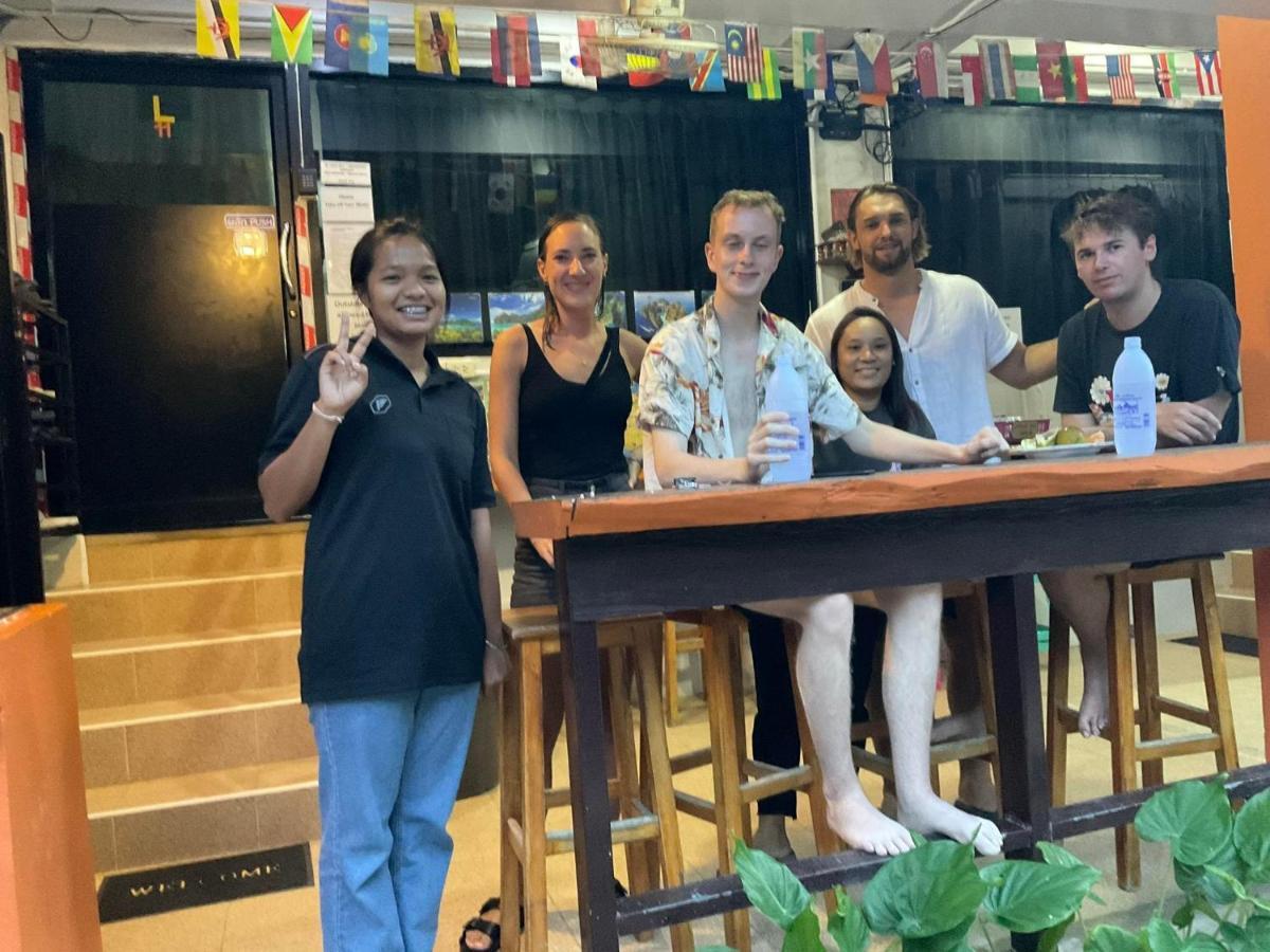 Voyagers Hostel Koh Phi Phi Ngoại thất bức ảnh