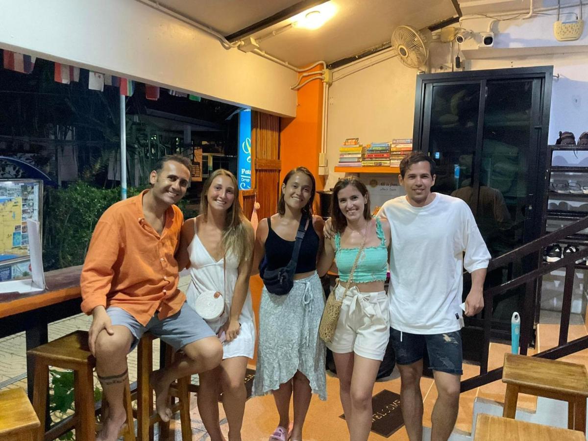 Voyagers Hostel Koh Phi Phi Ngoại thất bức ảnh