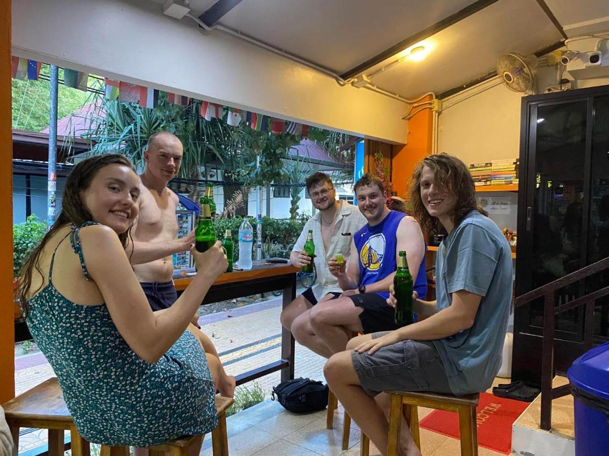 Voyagers Hostel Koh Phi Phi Ngoại thất bức ảnh