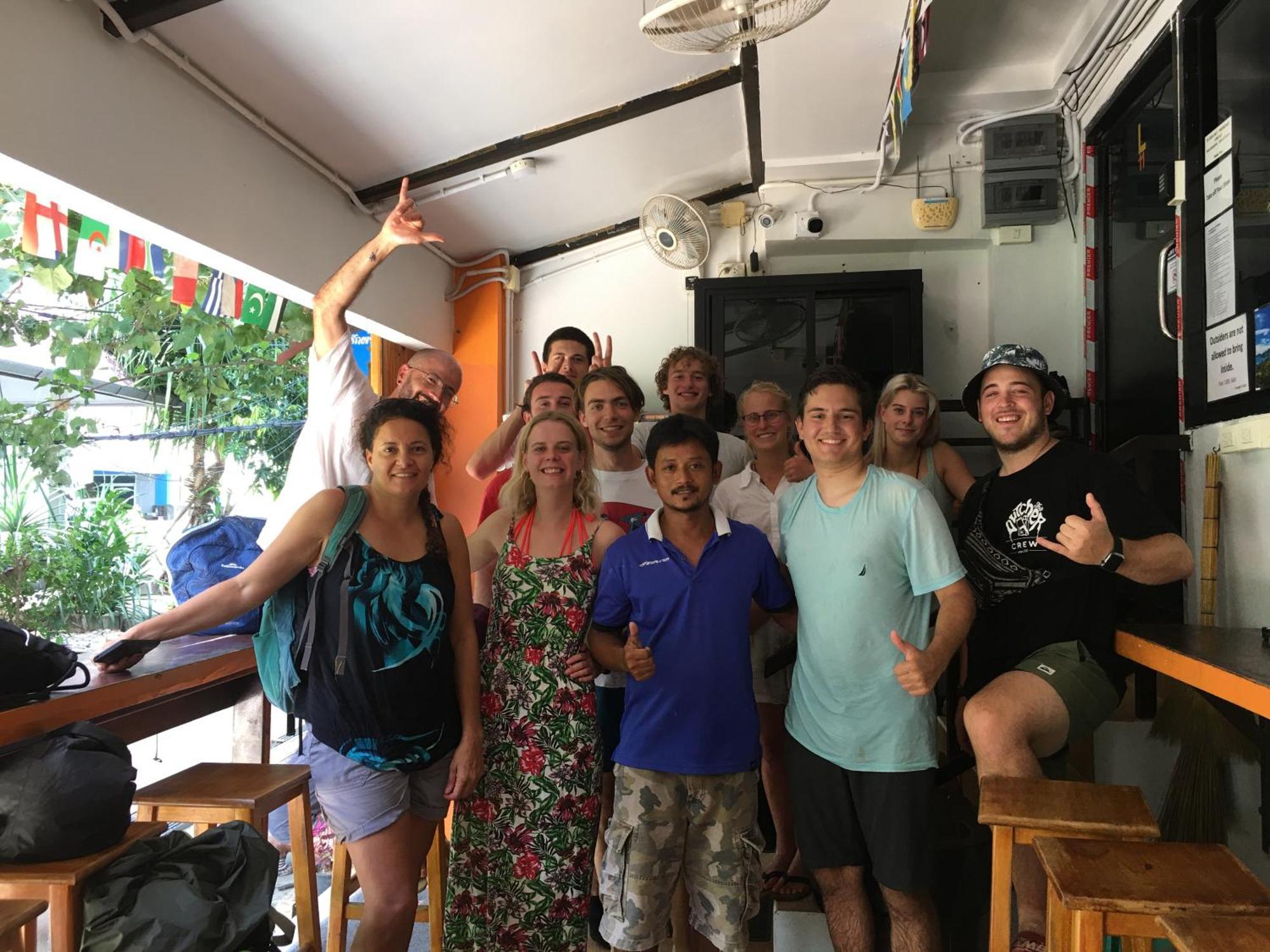 Voyagers Hostel Koh Phi Phi Ngoại thất bức ảnh